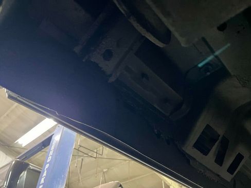 Used 2005 Ford Excursion Eddie Bauer image 64