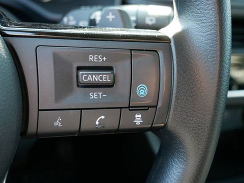 Used 2023 Nissan Rogue SV image 26