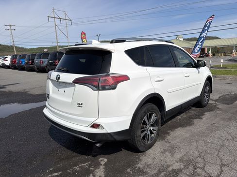 Used 2017 Toyota RAV4 XLE w/ All Weather Liner Package AWD/4WD image 6