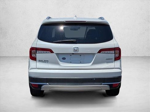 Used 2019 Honda Pilot Touring image 6