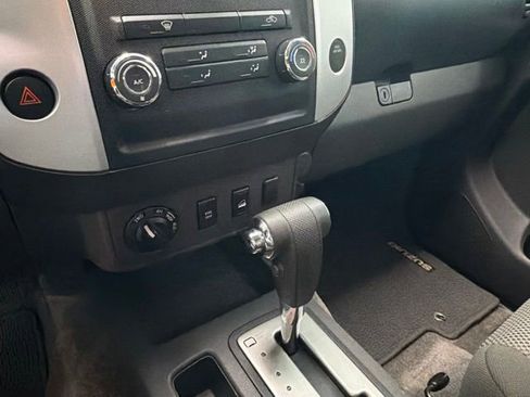Used 2011 Suzuki Equator Sport AWD/4WD image 19