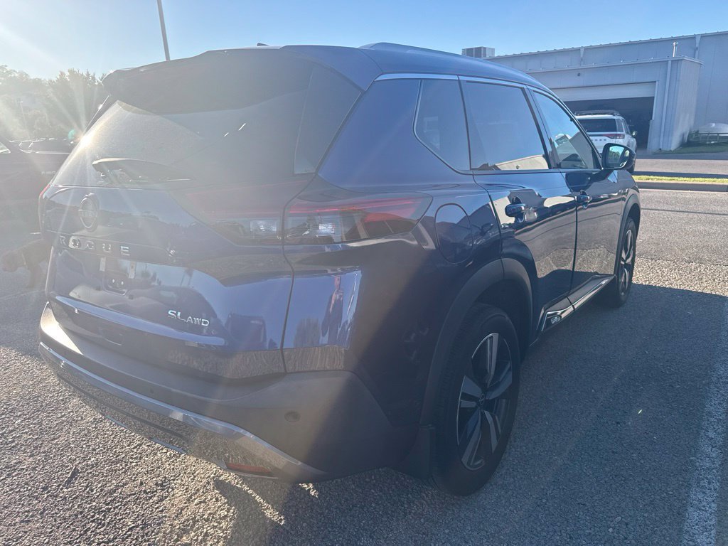 Certified 2023 Nissan Rogue SL w/ SL Premium Package AWD/4WD image 2