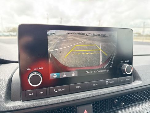 Used 2025 Honda CR-V LX image 25