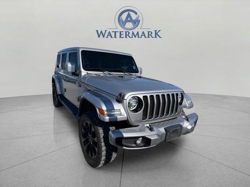 Used 2021 Jeep Wrangler Unlimited Sahara AWD/4WD image 11