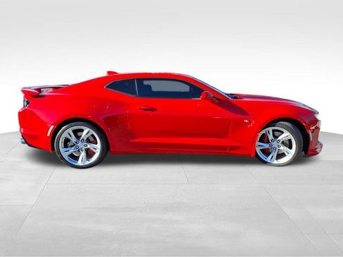 Used 2022 Chevrolet Camaro SS image 11