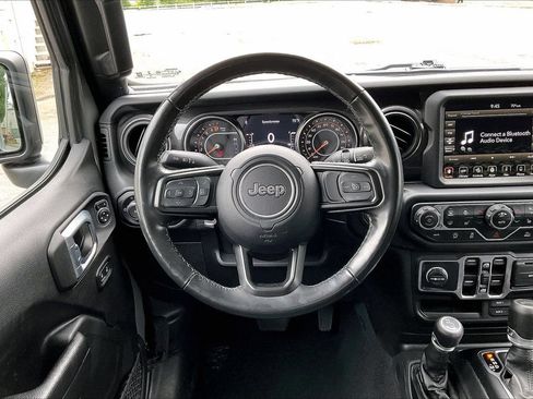 Used 2022 Jeep Wrangler Unlimited Sport AWD/4WD image 10