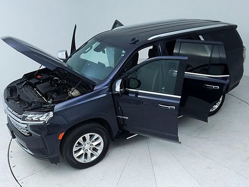 Used 2023 Chevrolet Tahoe Premier RWD image 18