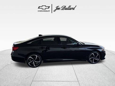 Used 2021 Honda Accord Sport Special Edition image 6