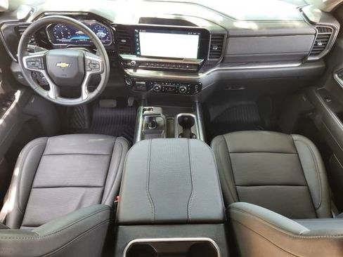 Used 2024 Chevrolet Silverado 1500 LTZ AWD/4WD image 25