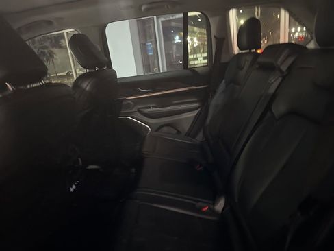 Used 2023 Jeep Grand Cherokee 4WD 4xe image 29