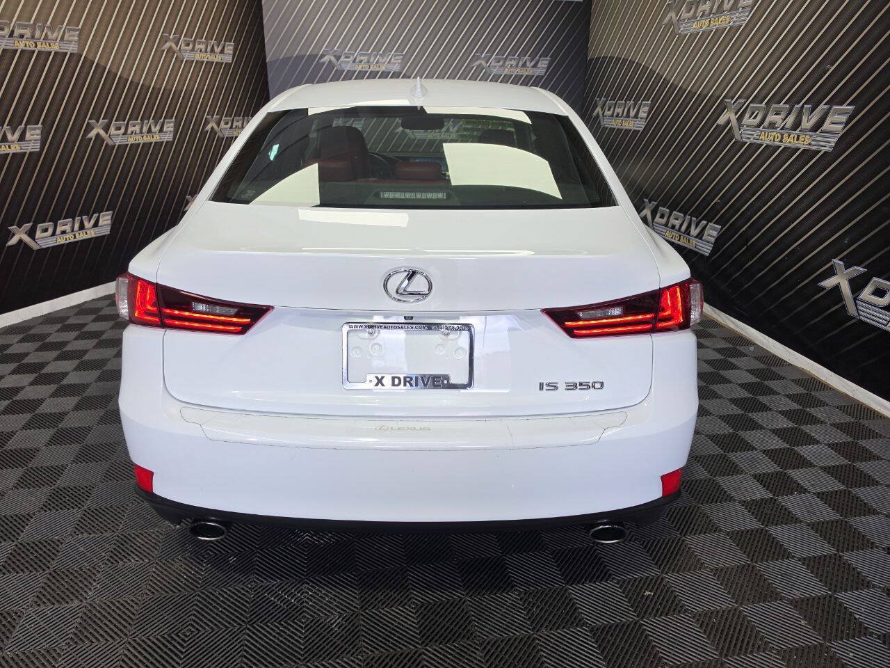 Used 2014 Lexus IS 350 w/ F Sport Package RWD image 12