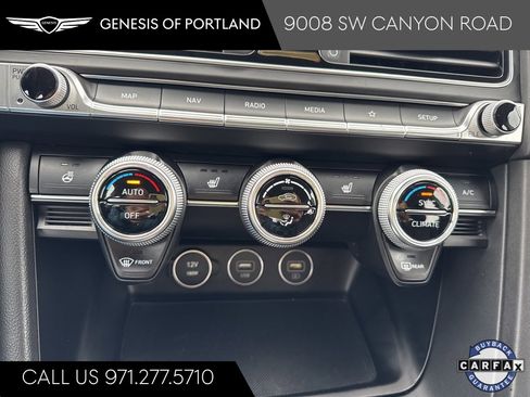 Used 2023 Genesis G70 2.0T image 21