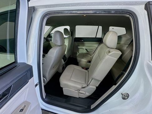 Used 2019 Volkswagen Atlas SE w/ Towing Package AWD/4WD image 22