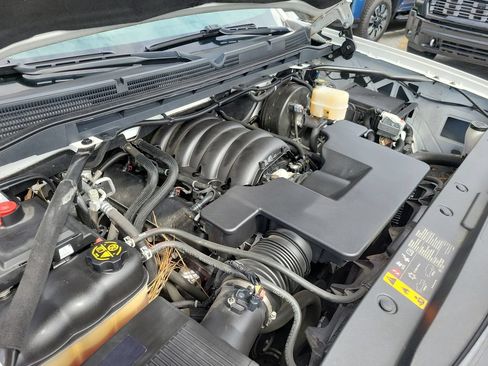 Used 2018 GMC Sierra 1500 SLT AWD/4WD image 38