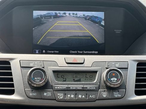 Used 2016 Honda Odyssey Touring image 24