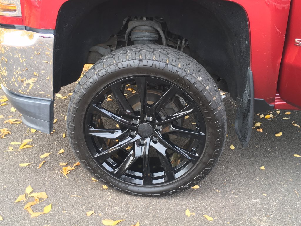 Used 2018 Chevrolet Silverado 1500 LT w/ All Star Edition AWD/4WD image 39