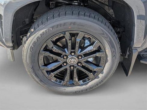 New 2026 Toyota 4Runner 4WD image 10