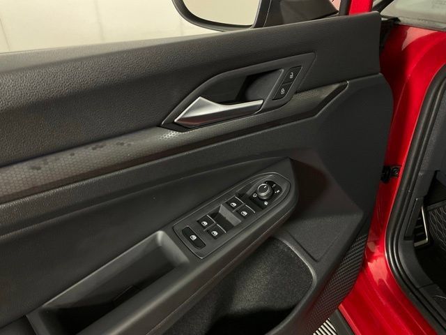 Used 2024 Volkswagen GTI SE FWD image 28