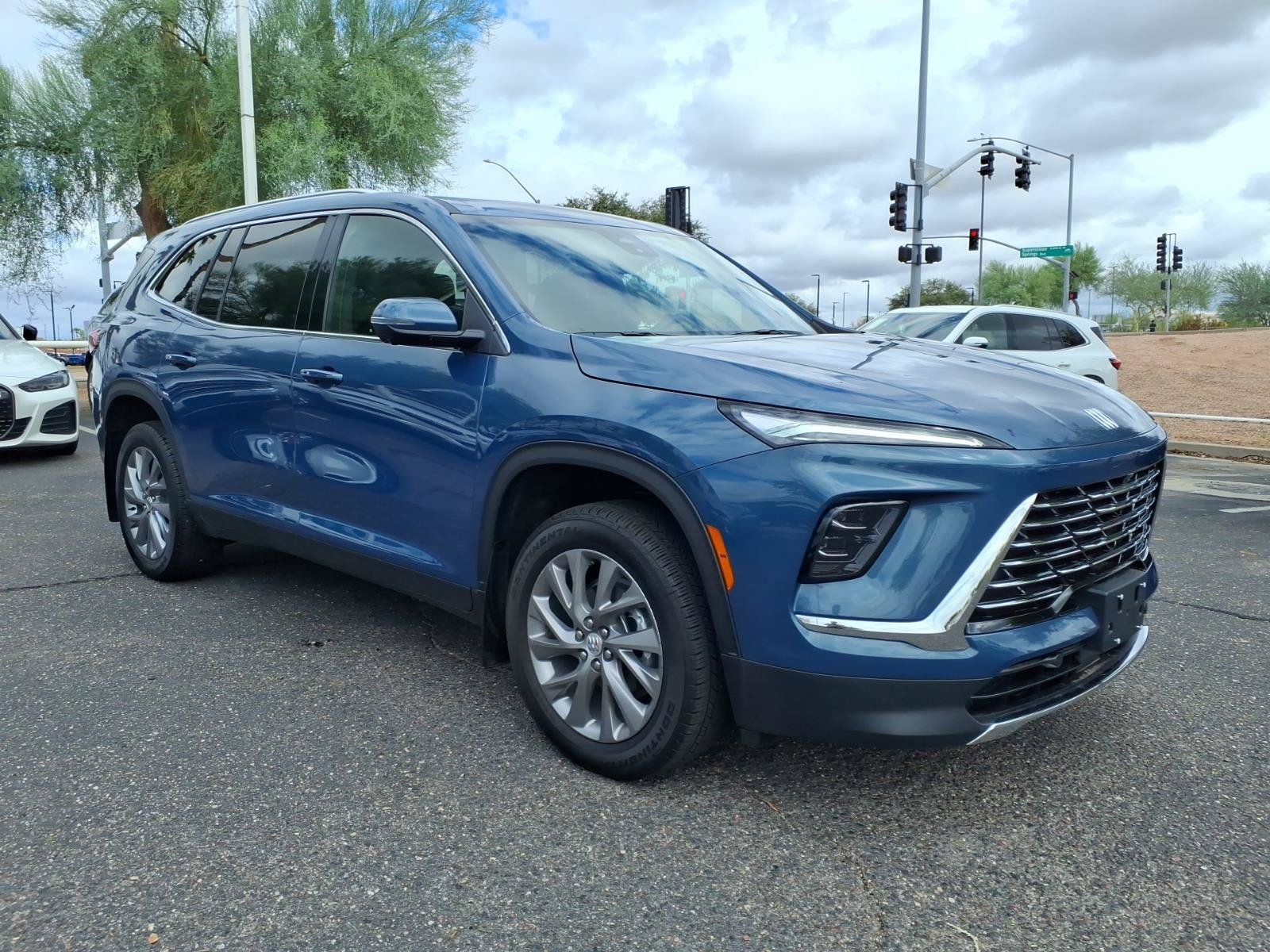 Used 2026 Buick Enclave Preferred w/ Power Package AWD/4WD image 3