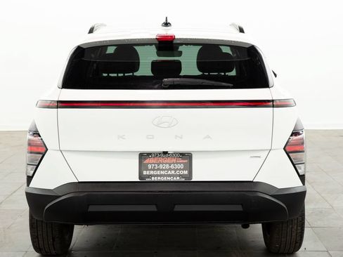Used 2025 Hyundai Kona SEL AWD/4WD image 11