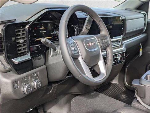 New 2026 GMC Sierra 1500 Elevation image 9