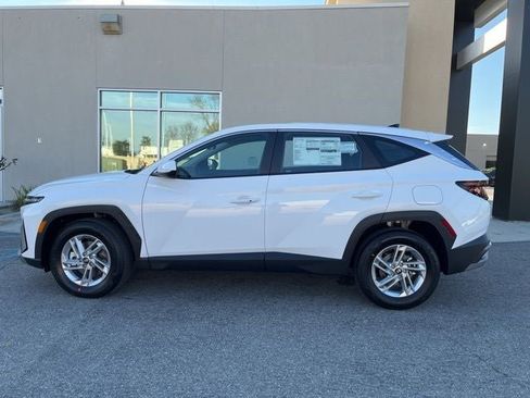 New 2026 Hyundai Tucson SE image 6