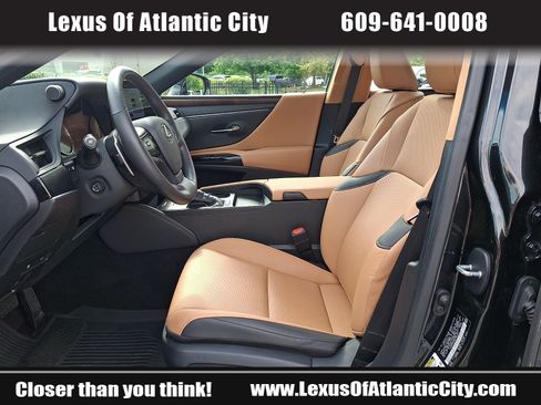 Certified 2024 Lexus ES 350 w/ Premium Package FWD image 13