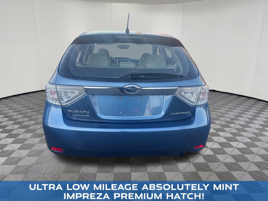Used 2010 Subaru Impreza 2.5i Premium AWD/4WD image 5