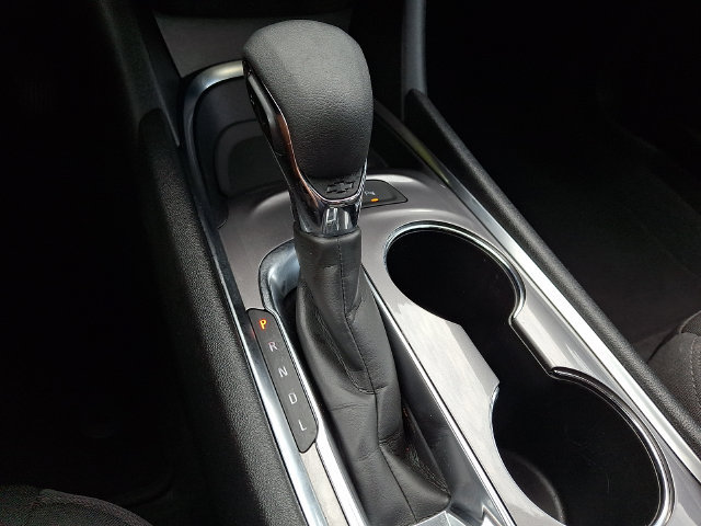 Used 2025 Chevrolet Malibu LT FWD image 14