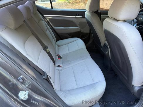 Used 2020 Hyundai Elantra Value Edition FWD image 11