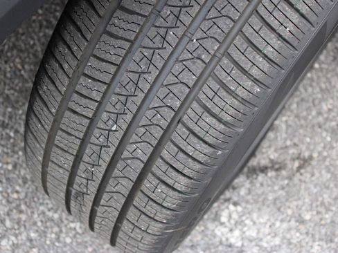 New 2026 BMW X5 xDrive40i w/ Executive Package image 38