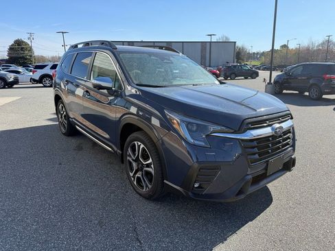 Used 2023 Subaru Ascent Limited w/ Technology Package image 9