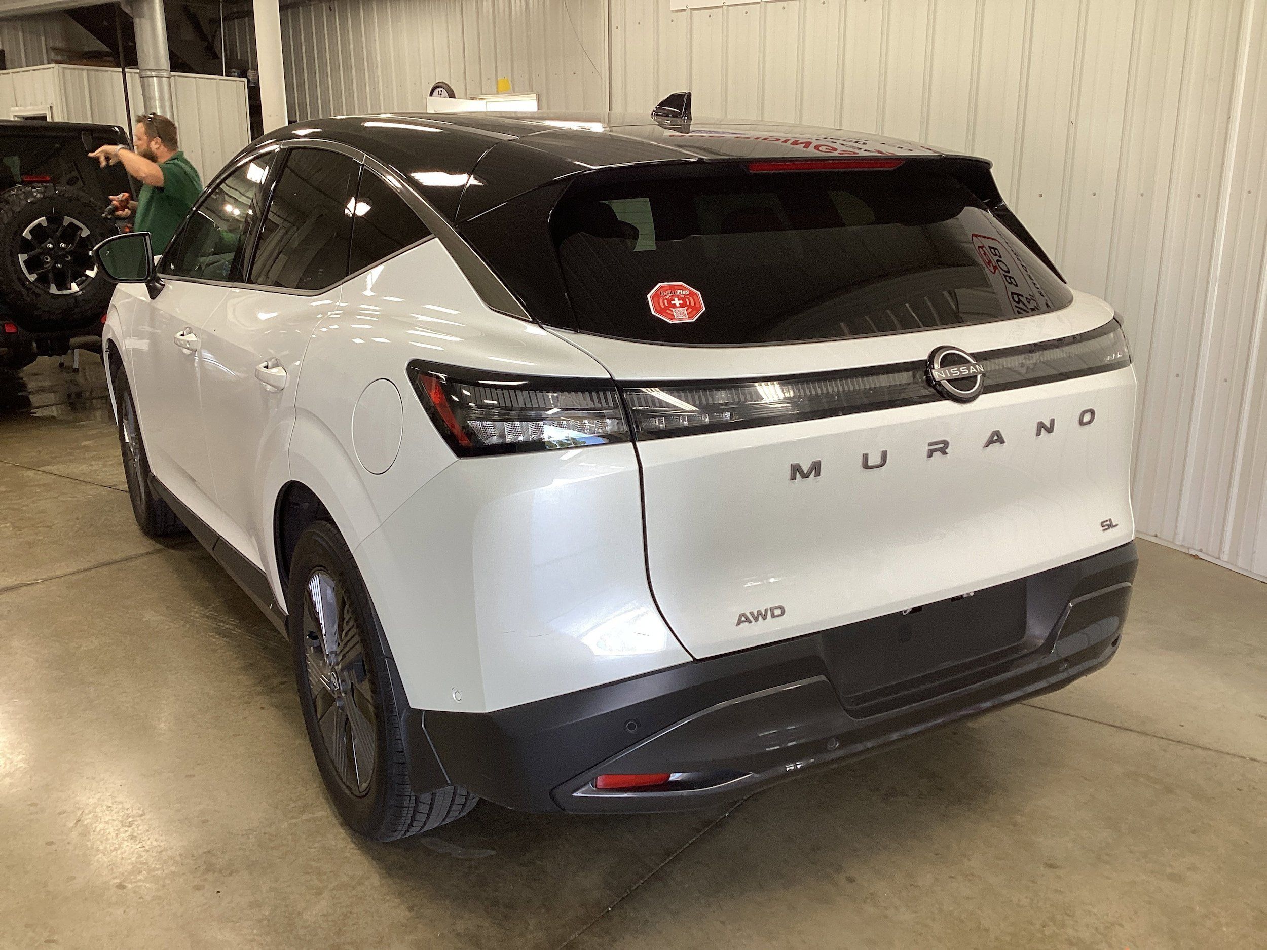 Used 2025 Nissan Murano SL AWD/4WD image 3