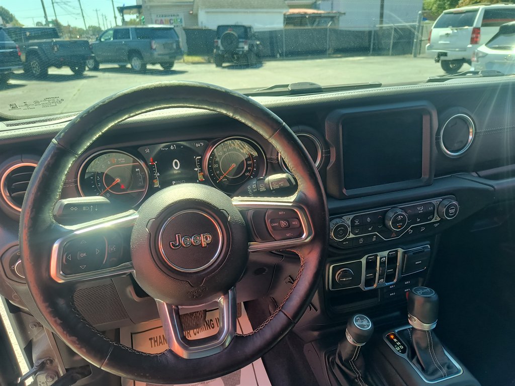 Used 2019 Jeep Wrangler Unlimited Sahara w/ Quick Order Package 24M Moab AWD/4WD image 15