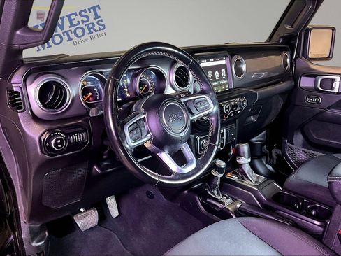 Used 2022 Jeep Gladiator Overland AWD/4WD image 18