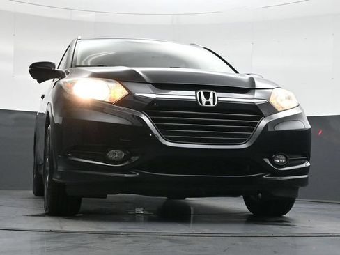 Used 2018 Honda HR-V EX-L image 42