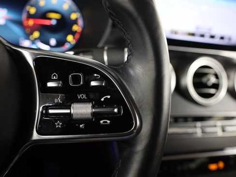 Used 2020 Mercedes-Benz GLC 300 4MATIC image 21