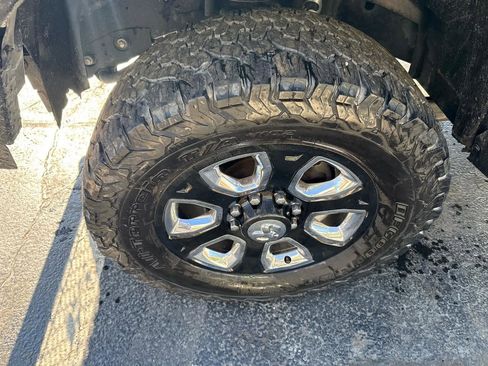 Used 2018 RAM 2500 Limited AWD/4WD image 11