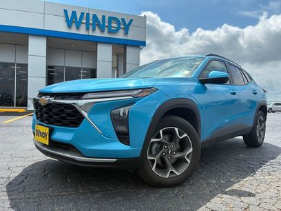 Used 2025 Chevrolet Trax LT
