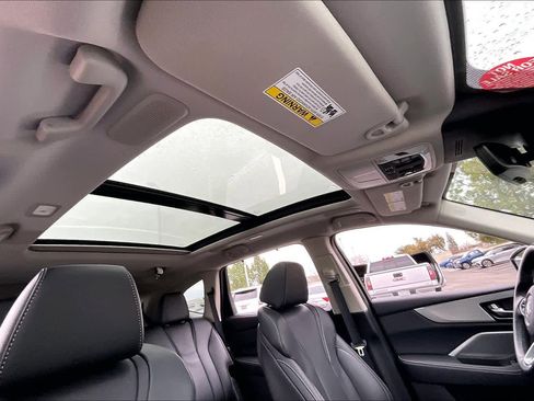 Used 2025 Acura MDX FWD w/ Technology Package image 23