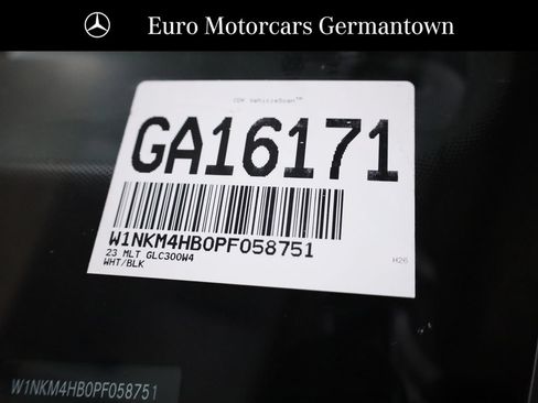 Used 2023 Mercedes-Benz GLC 300 4MATIC w/ AMG Line image 61