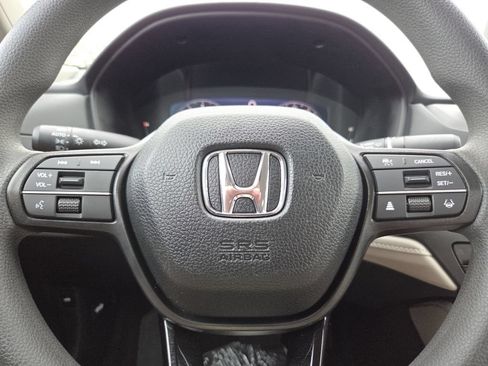 Certified 2025 Honda Accord LX image 27