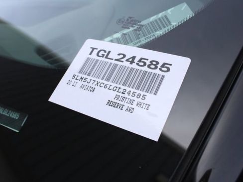 Used 2020 Lincoln Aviator Reserve w/ Equipment Group 202A image 39