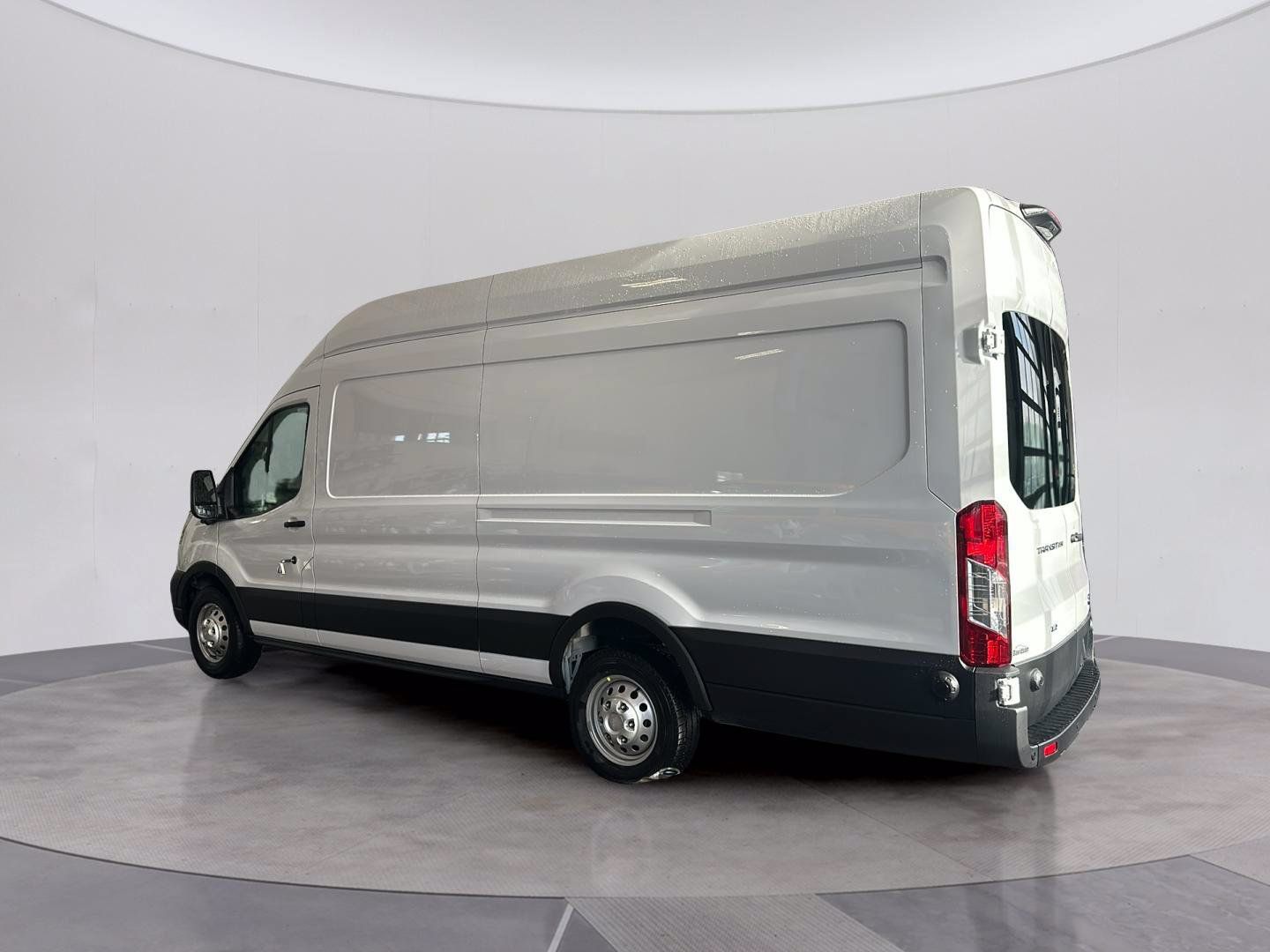 Used 2024 Ford Transit 250 148 High Roof Extended AWD w/ Interior Upgrade Package image 4