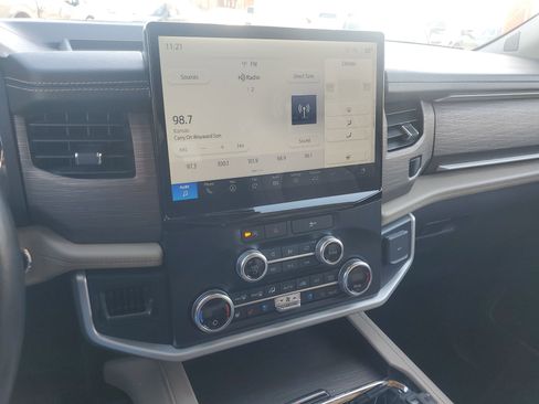 Certified 2024 Ford Expedition Limited image 16