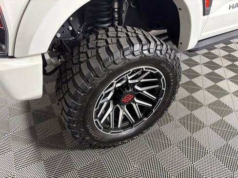 Used 2024 Ford F250 Lariat w/ Lariat Ultimate Package image 10