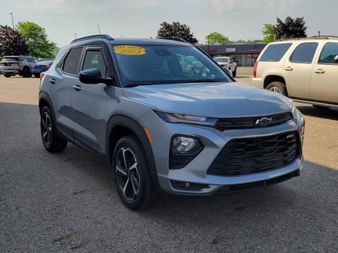 Used 2023 Chevrolet TrailBlazer RS w/ Convenience Package AWD/4WD image 4