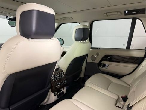 Used 2020 Land Rover Range Rover HSE image 25