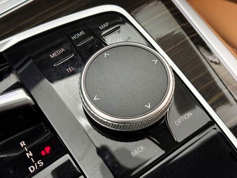 Used 2024 BMW X5 sDrive40i w/ M Sport Package image 37