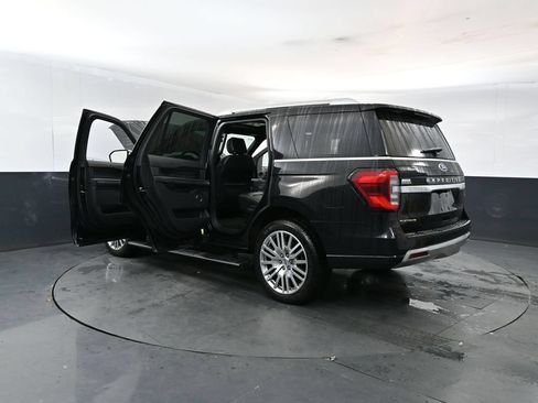 Used 2023 Ford Expedition Platinum AWD/4WD image 28